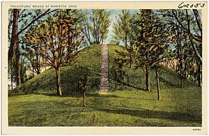Prehistoric mound at Marietta, Ohio (62053)
