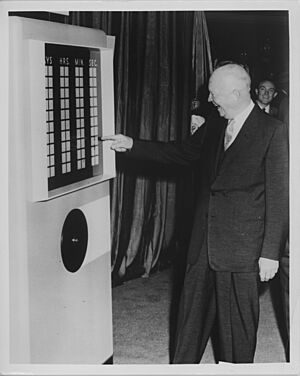 President Eisenhower starting the electronic countdown to the opening of the 1962 Seattle World's Fair, 1958 (52920407378)