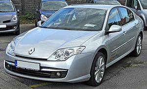 Renault Laguna III Phase I front