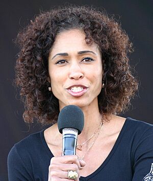 Sage Steele ESPNWeekend2010-072 (cropped).jpg