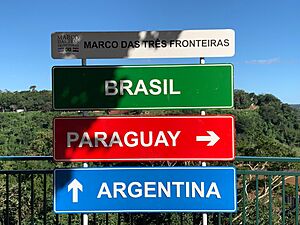 Signpost of triple frontier