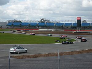 Silverstone 2010 - Race formation lap Superleague Formula