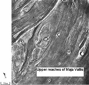 Streamlined Islands in Maja Valles