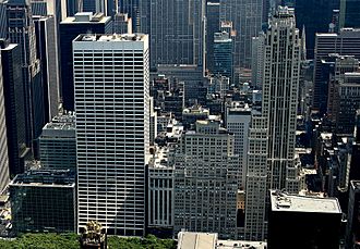 West 42nd Street - Bryant Park (buildings).jpg