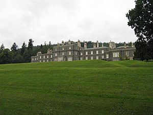 Bowhill House - geograph.org.uk - 982777