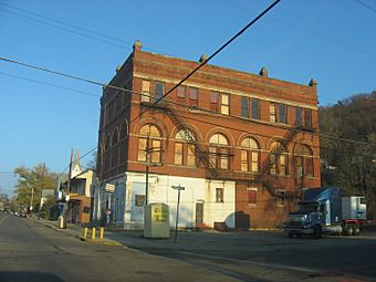 Building in downtown Addyston.jpg