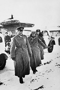Bundesarchiv Bild 183-F0316-0204-005, Russland, Paulus in Kriegsgefangenschaft