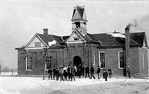 High School in Banquo, circa 1915