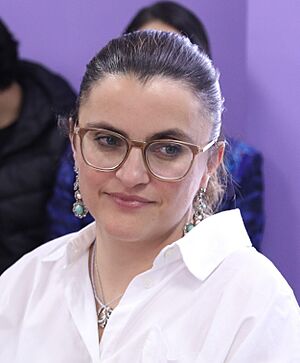 María José Pinto comparece ante la Comisión de la Niñez (cropped)