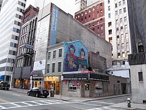 Mural of Andy Warhol and Andrew Carnegie in Pittsburgh (8482587541)