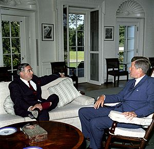 President John F. Kennedy with Deputy Leader of the Labour Party of Great Britain, George Brown (03)