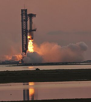 Starship Booster Landing on Mechzilla (54064036815)