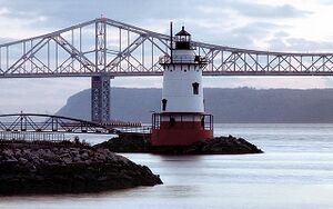 Tarrytown Lighthouse and Tappan Zee Bridge