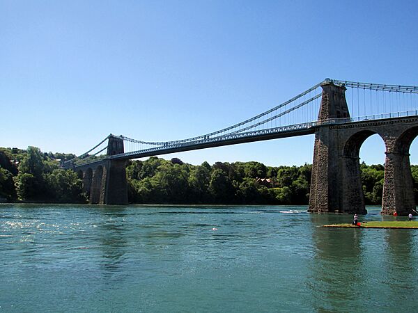 The Menai Suspension Bridge (35349065306).jpg