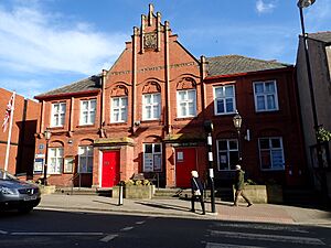 Town Hall and Post Office, Neston (geograph 6064198)