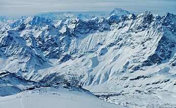 View from Klein Matterhorn 3883 m to Plateau Rosa Testa Grigia 3480 m - panoramio