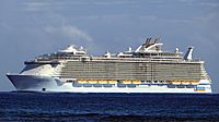 Allure of the Seas (ship, 2009) 001 (cropped).jpg