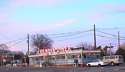 The Bendix Diner, a prominent landmark on Route 17