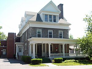 Chase-Hubbard-Williams House Jun 09