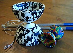 Diabolo large and small