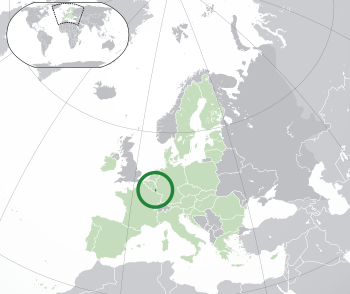 Location of  Luxembourg  (dark green)– on the European continent  (green & dark gray)– in the European Union  (green)