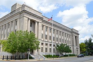 Federal courthouse and post office in Lexington