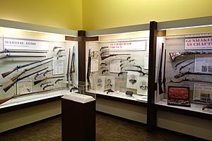 Gun displays - Huntington Museum of Art - DSC05478