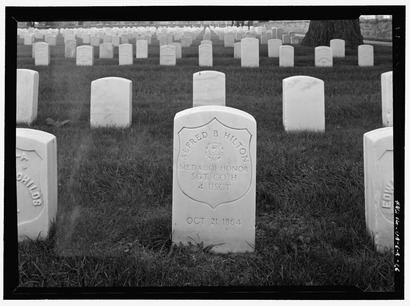 HEADSTONES OF US COLORED TROOPS AND MEDAL OF HONOR RECIPIENTS. VIEW TO SOUTHEAST. - Hampton National Cemetery, Main Tract, Cemetery Road at Marshall Avenue, Hampton, Hampton, VA HALS VA-6-A-26