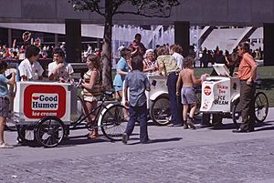 Ice cream vendors, Nathan Phillips Square (13626182054) (cropped)