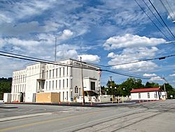 Union County Courthouse and old Maynardville State Bank