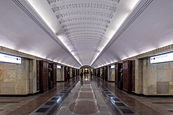 Metro MSK Line3 Baumanskaya