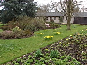 Ottershaw Memorial Garden - geograph.org.uk - 1773192