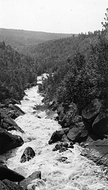 Photograph of Upper Poplar River Falls - NARA - 2127665.jpg