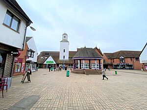 Queen Elizabeth Square, South Woodham Ferrers.jpg