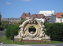 Sculpture du Hôtel du Palais. Biarritz, France.