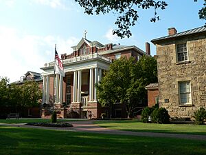 Smedes Hall and East Rock