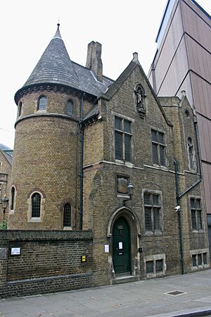 St Andrew Court House, Holborn