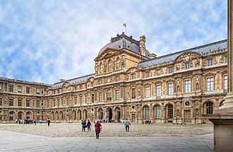 West facade of the Cour Carrée, Louvre Palace, Paris 5 October 2017.jpg