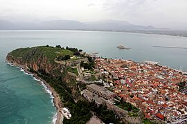 Πόλη του Ναυπλίου, μεταξύ του σιδηροδρομικού σταθμού και της θέσης Πέντε Αδέλφια (6)