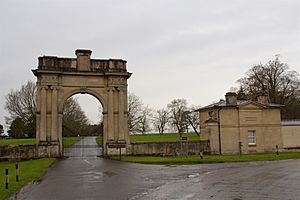 Croome Court London Arch 2016 002