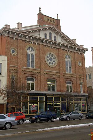 DixonGlobeOperaHouse