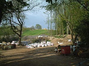 Entrance to Philpots Quarry - geograph.org.uk - 165597.jpg