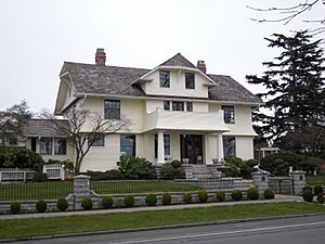 Everett - 1725 Grand Avenue 01