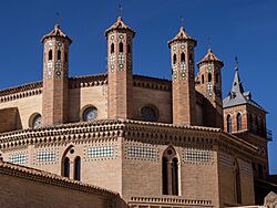 Iglesia de San Pedro-Teruel - PB161258.jpg