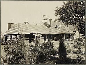 John Sullman and family, front yard, Ingleholme