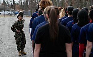 Marine-drill-instructor
