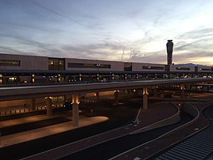 McCarran Airport Terminal 3, Oct 2016