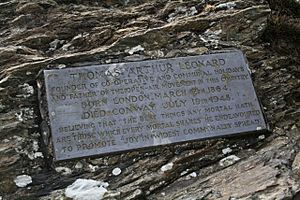 Memorial Plaque on Skelgill Bank - geograph.org.uk - 778921