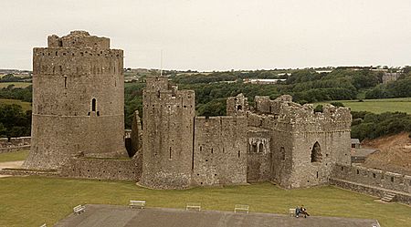 Pembroke.castle.750pix