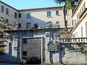 Pontevedra capital Palacio de los Condes de Maceda, portada